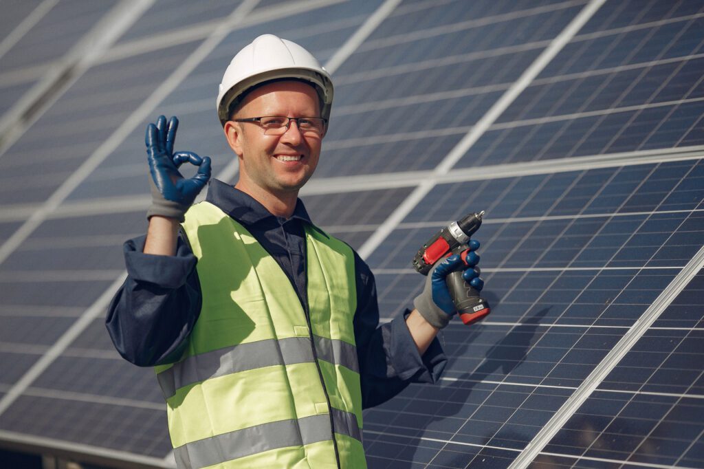 solar panel installer